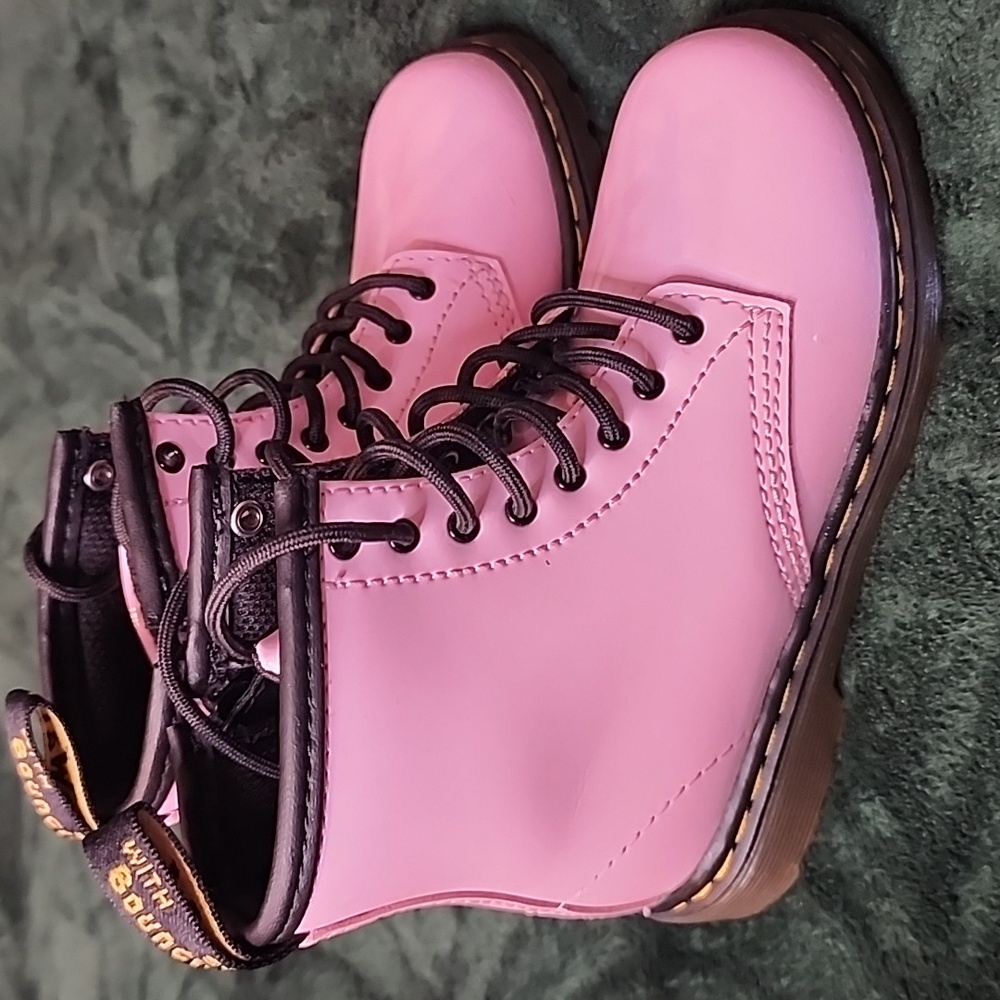 Dr. Martens Girls Light Pink Zip Up Combat Boots Size 10